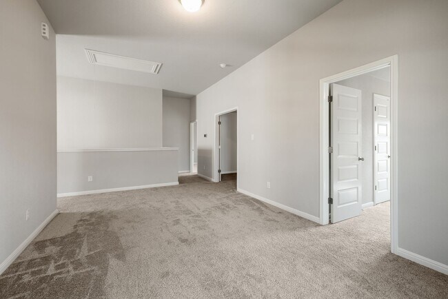 Building Photo - Where Style Meets Function in a Prime Setting
