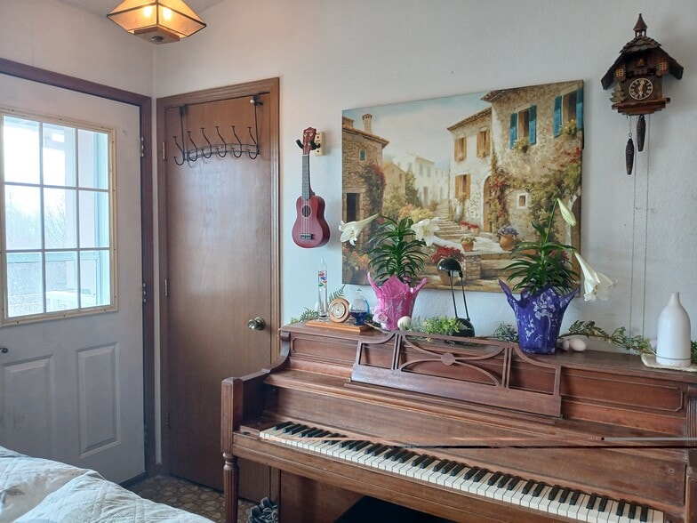Building Photo - 15130 E Robin Ln