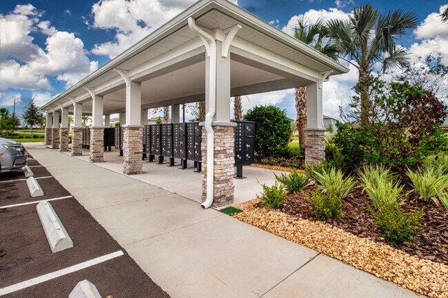 Building Photo - Lakeside Luxury in Parrish - 5 Bedroom BRA...