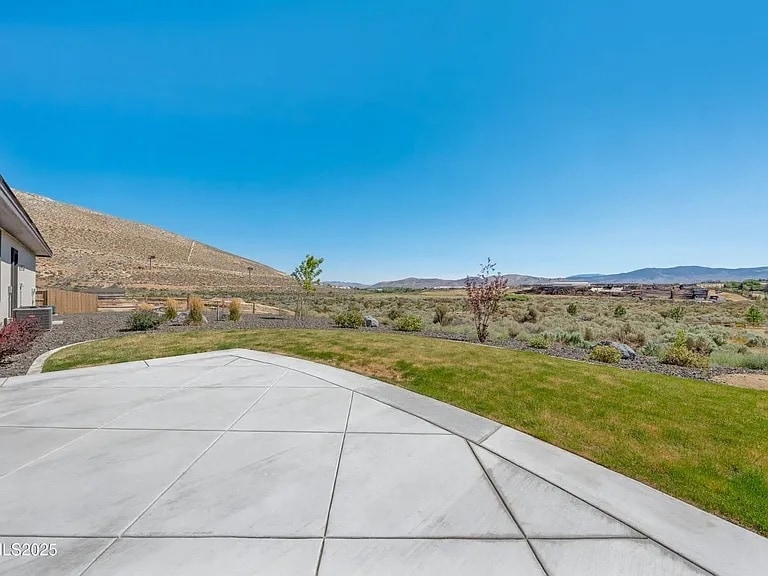 Building Photo - 3701 Cherokee Dr