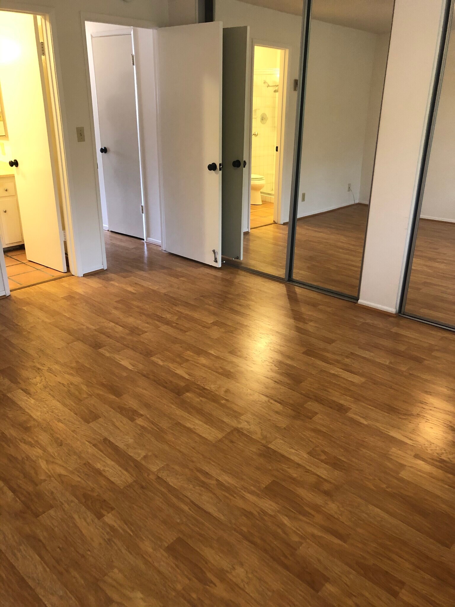 Large beadrooms - 408 Ellwood Beach Dr