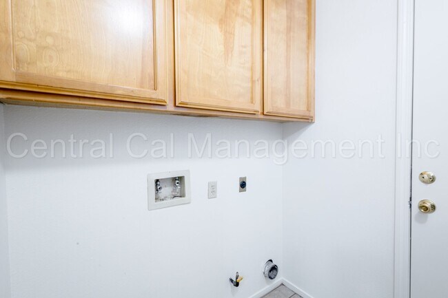 Building Photo - 8412 Laborough Dr