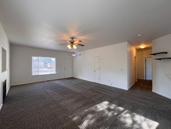 Building Photo - Mallard Estates 4 Bedroom, 2 Bath Home- Fallon, NV