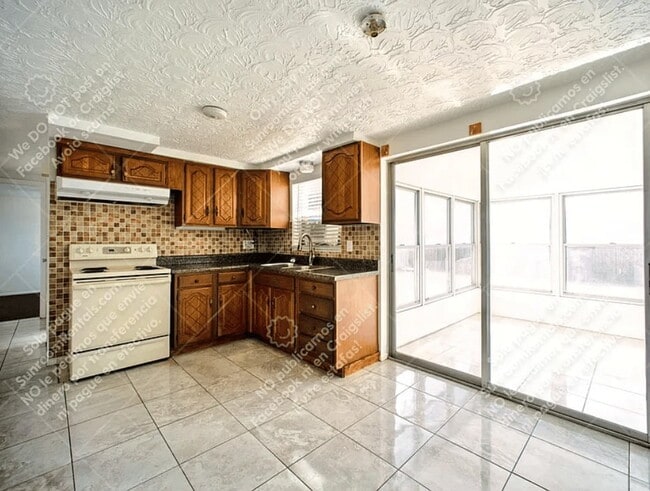 Building Photo - 5338 Nancy Ln