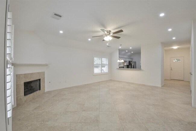 Building Photo - 20219 Entrada Ct