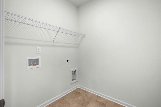 Building Photo - 145 Sycamore Ln