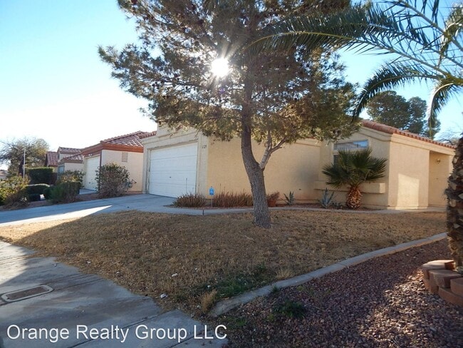 Building Photo - 2 br, 2 bath House - 6529 Assembly Dr.