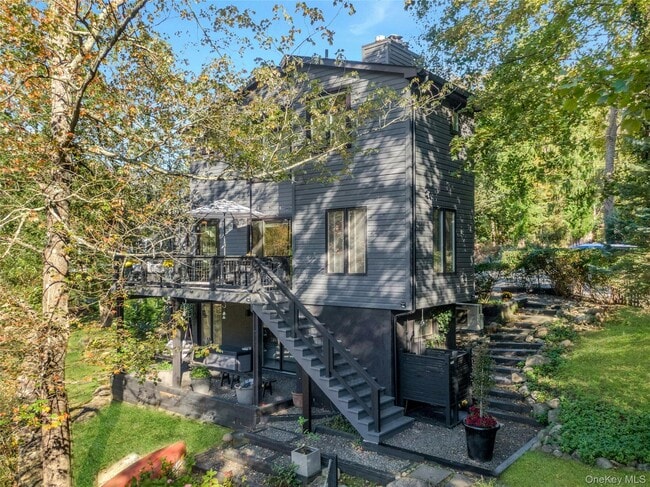 Building Photo - 188 Ferdon Ave