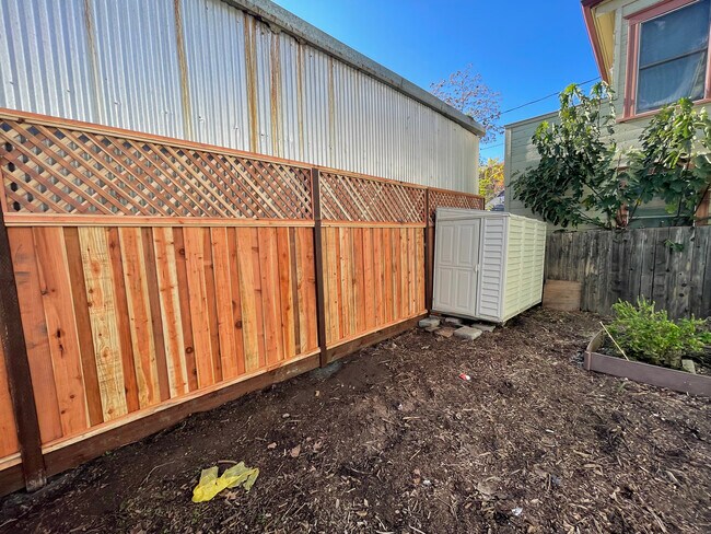 Building Photo - 326 U St