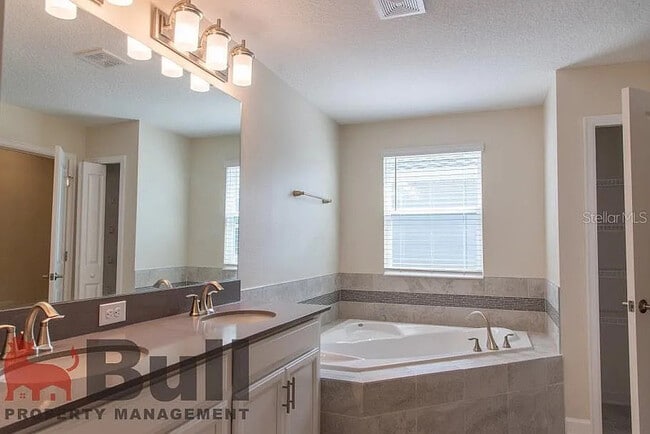 Building Photo - 11729 Allegory Aly