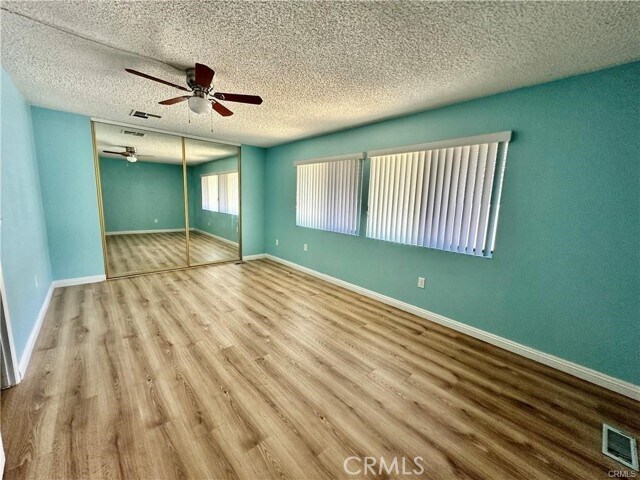 Building Photo - 2230 Lake Park Dr