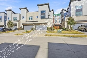 Building Photo - 4355 Hebron St