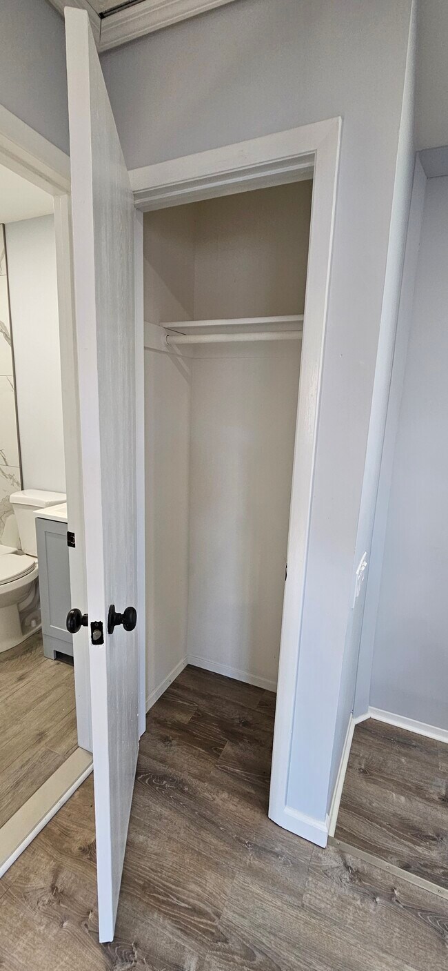 Coat Closet - 20 Franklin Ln