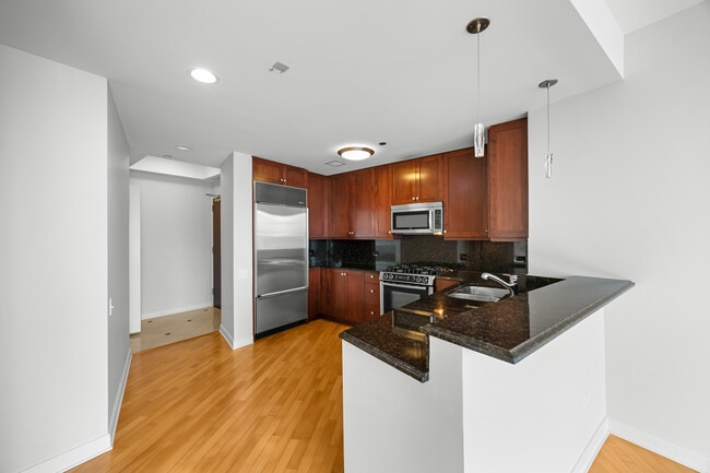 Building Photo - 60 E Monroe St