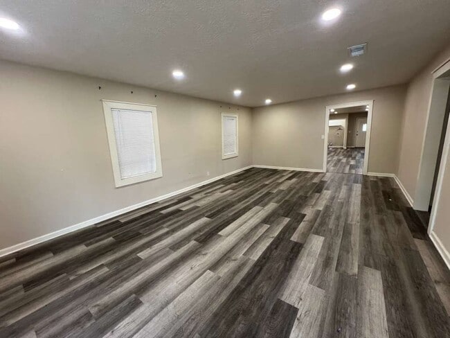 Building Photo - 4060 Usan St