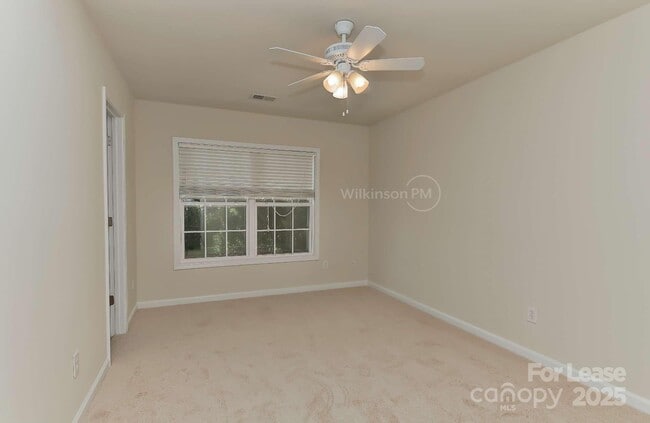 Building Photo - 8827 SedgeBurn Dr