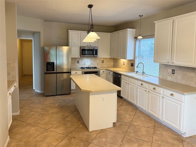 Building Photo - 13907 Carrington Ln