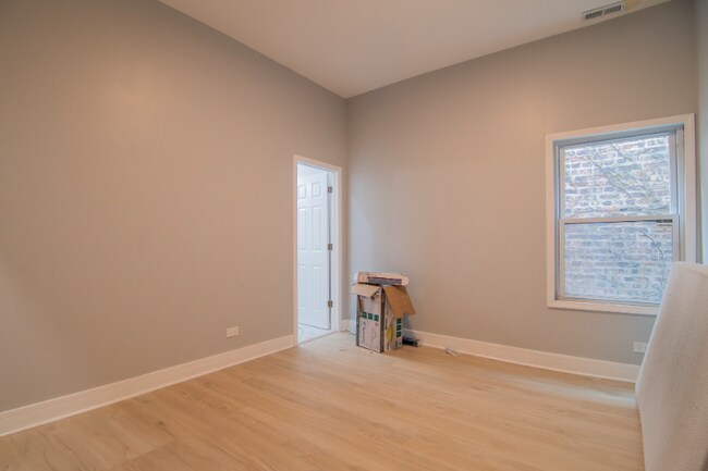 Building Photo - 4618 S Evans Ave