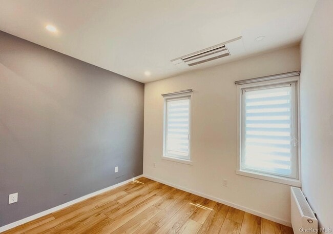 Building Photo - 71-57 69th Pl