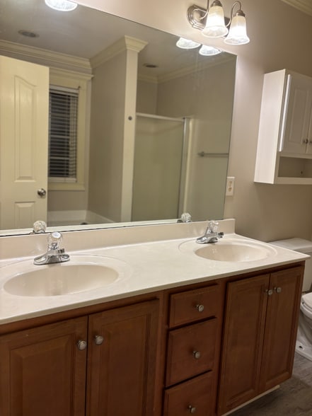 Building Photo - 2224 Stepping Stone Dr
