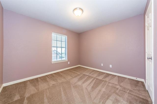 Building Photo - 404 Tarpan Trail
