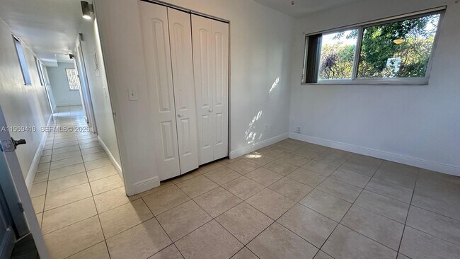 Building Photo - 5020 NW 14th Ave