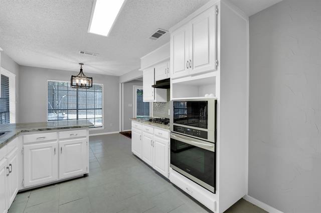 Building Photo - 5717 Stage Line Ct