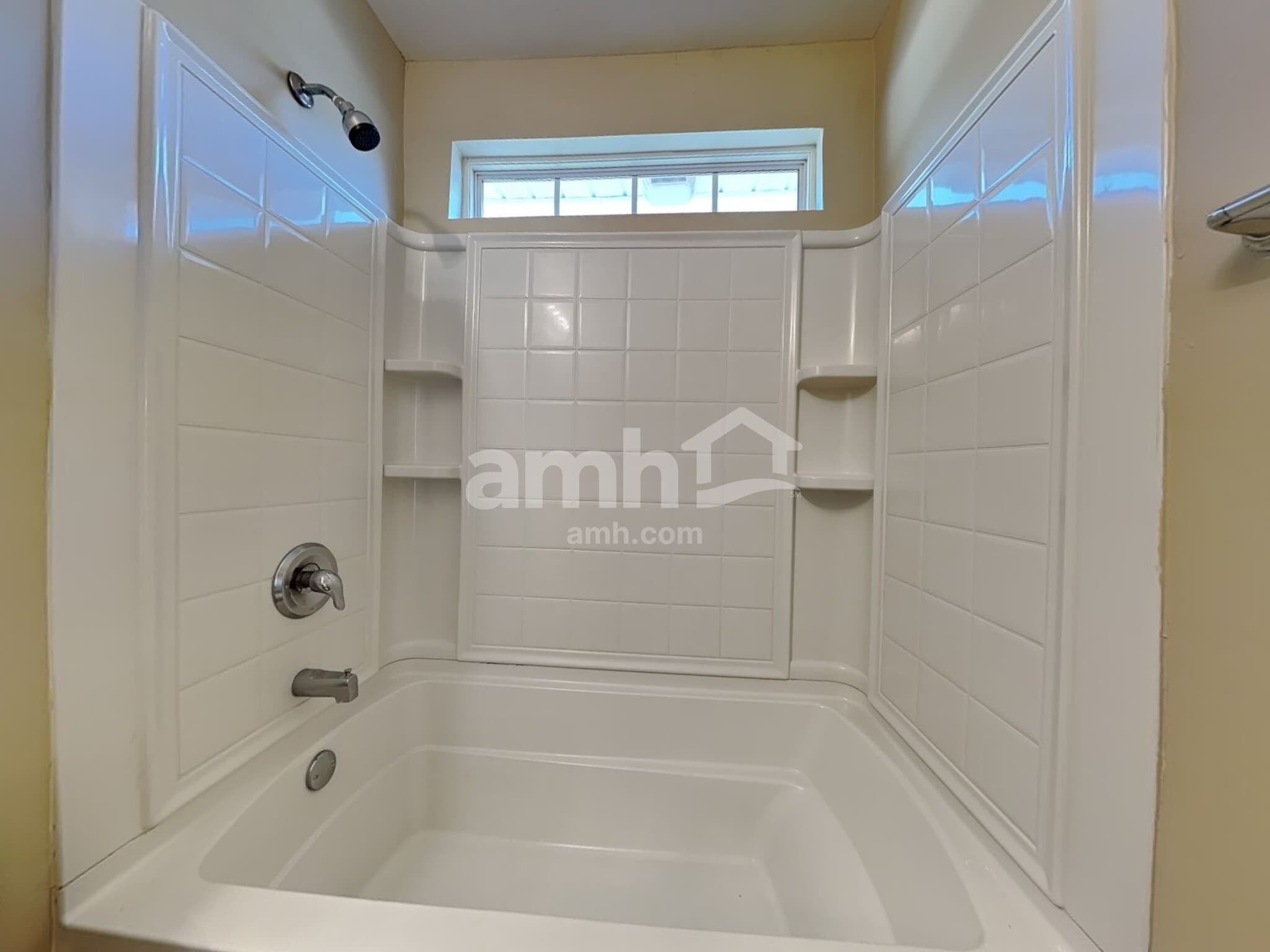 Building Photo - 28 Bostwick Dr