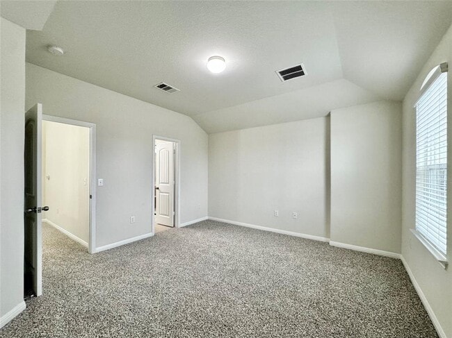 Building Photo - 513 N Heatherwilde Blvd
