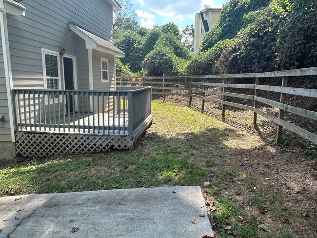 Building Photo - Atlanta Rental