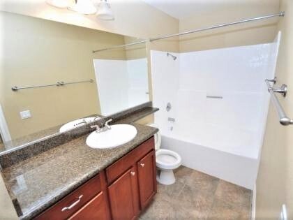 Building Photo - 15353 Maturin Dr