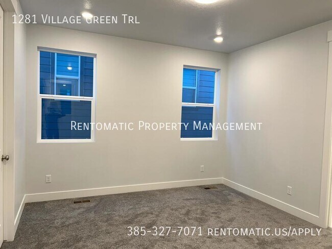 Building Photo - 1281 Vlg Grn Trl