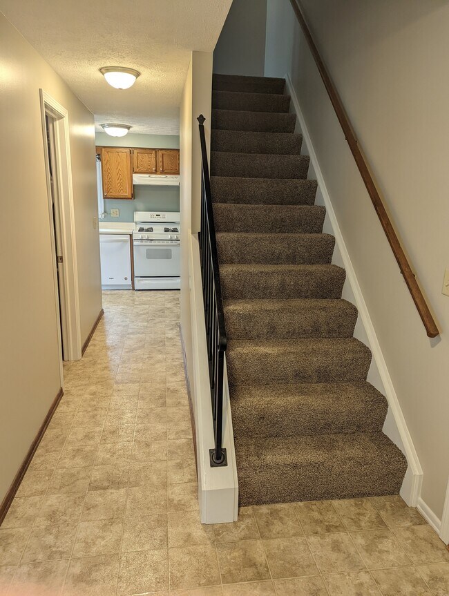 Building Photo - 440 Kennington Blvd