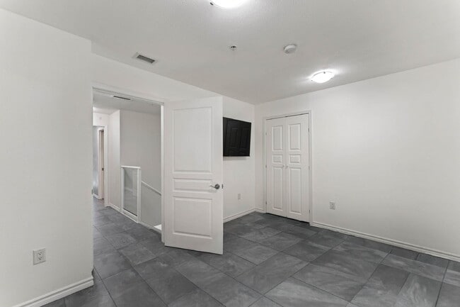 Building Photo - San Diego- Downtown- La Vita – Little Ital...