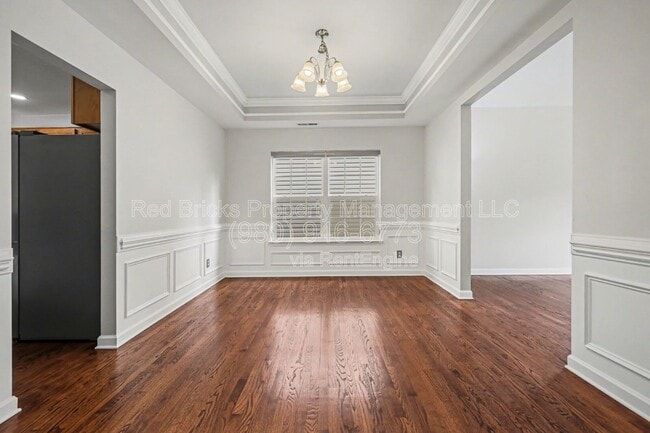 Building Photo - 2119 Baggins Ln