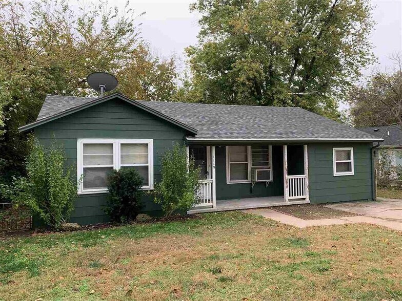 Building Photo - 1119 W Clark Ave.