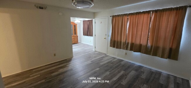 Building Photo - 2 bedroom 1 bath Home in Sierra Bonita 55 and over community