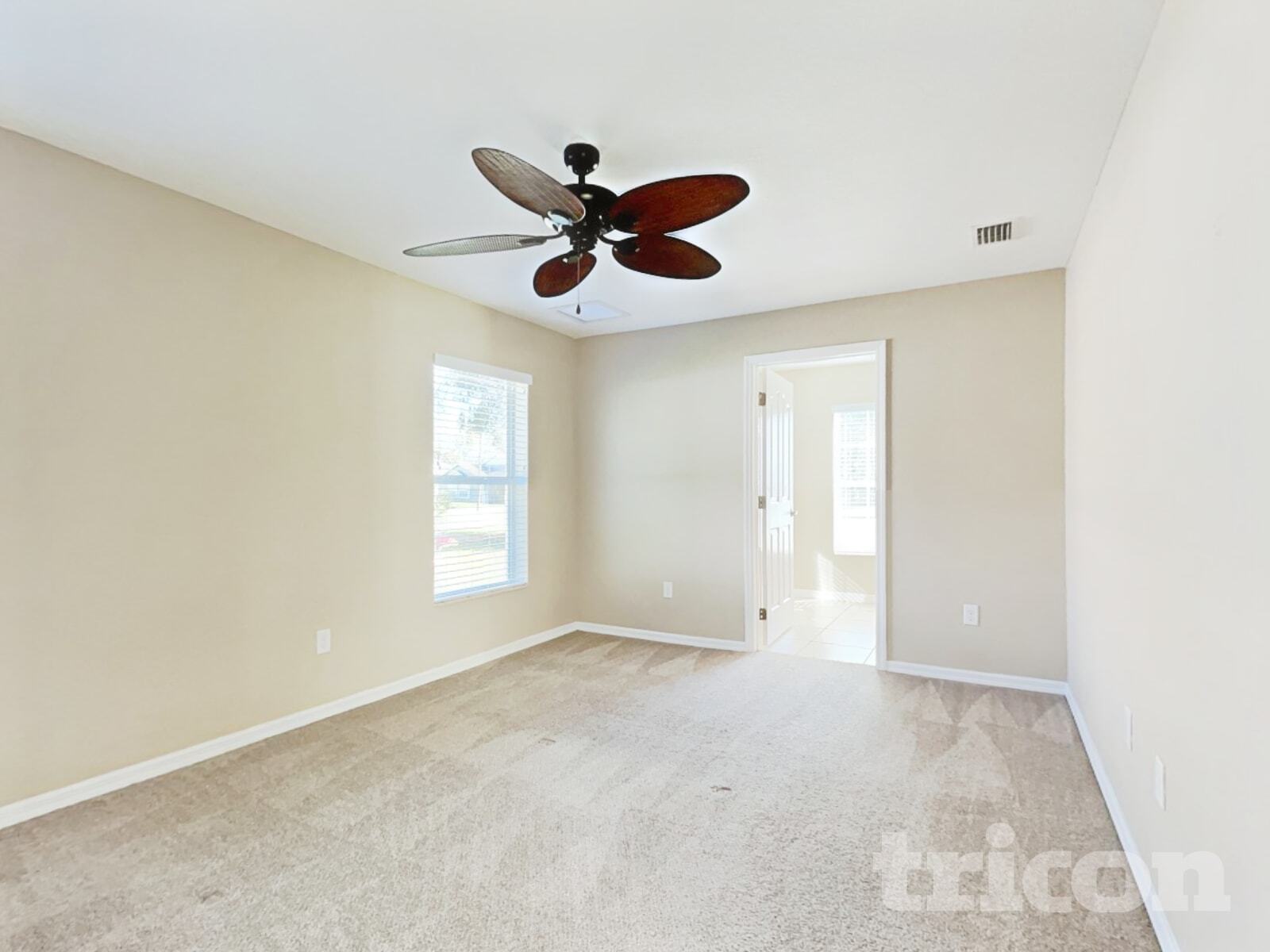 Building Photo - 2099 Godfrey Ave