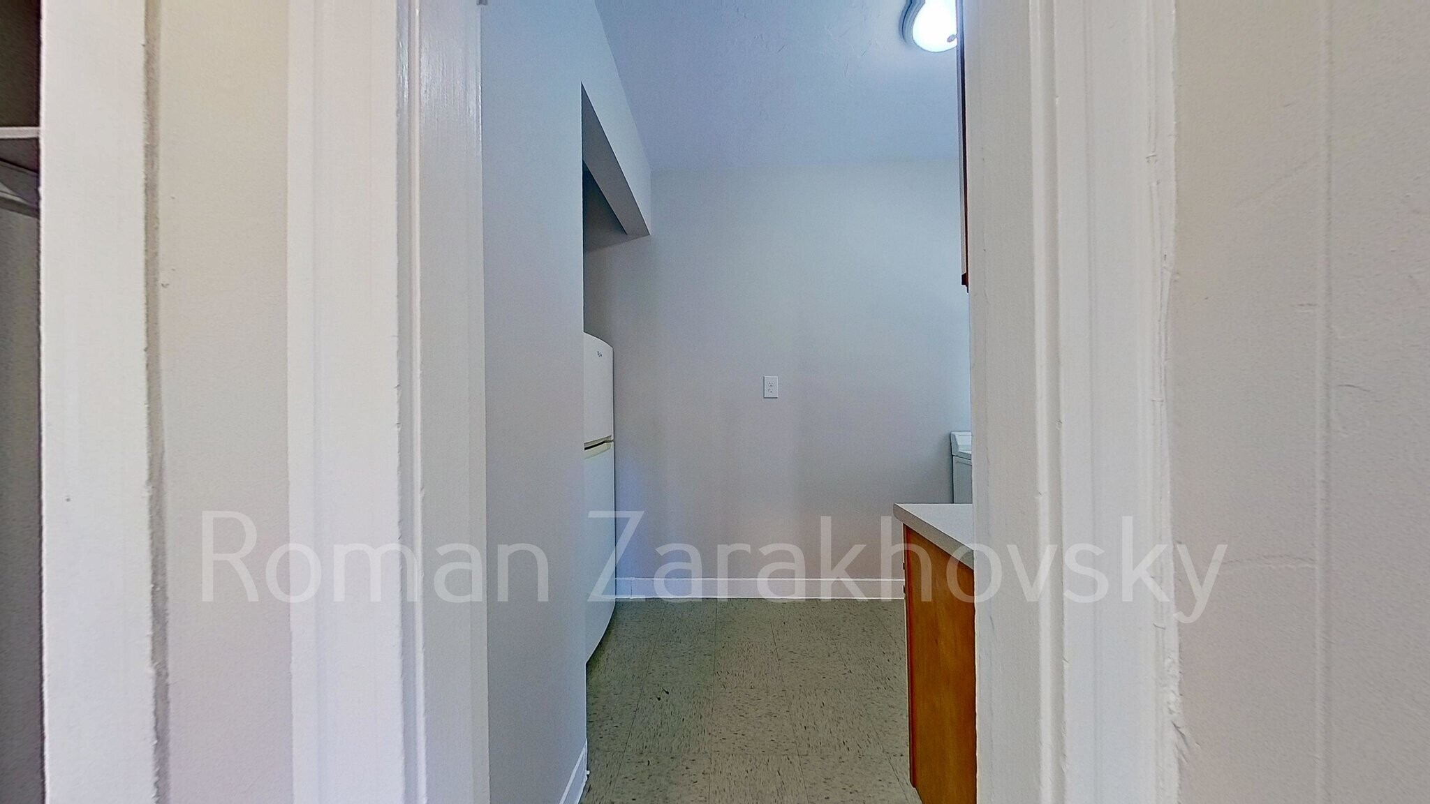 Building Photo - 219 Kelton St