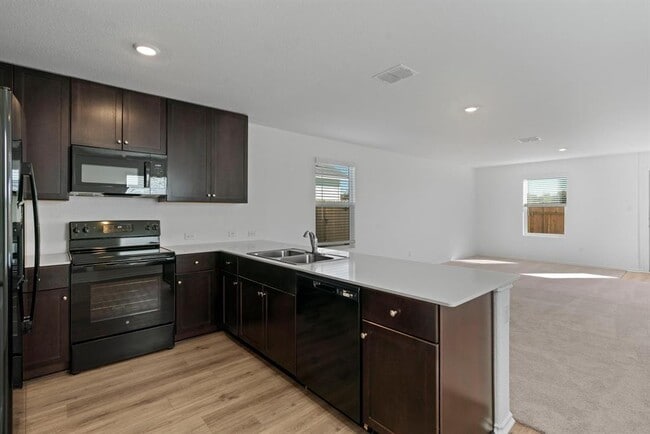 Building Photo - 444 Marty Allen Lp