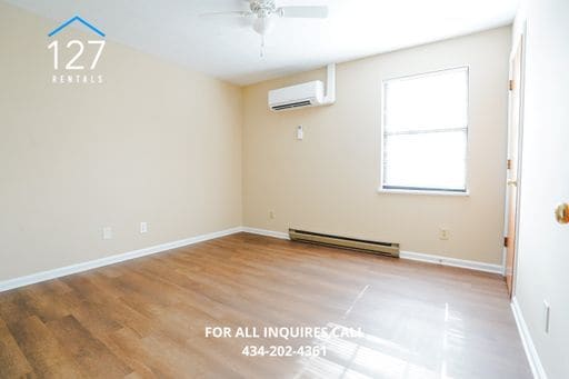 Building Photo - Updated 2BR with Private Entry, Spacious Yard, & Washer and Dryer Included