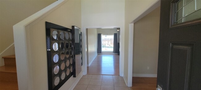 Building Photo - 11302 Meadow Lake Dr