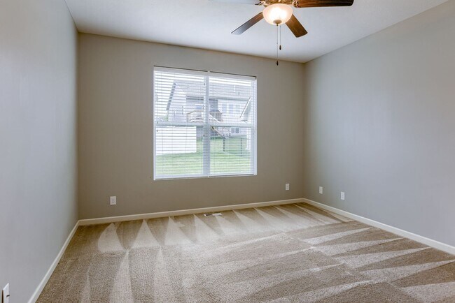 Building Photo - Spacious 4-Bedroom Near Lake Cunningham