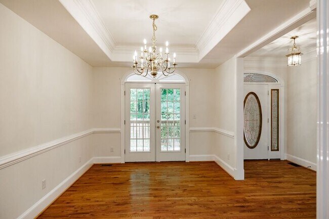 Building Photo - 580 Wolf Creek Trail