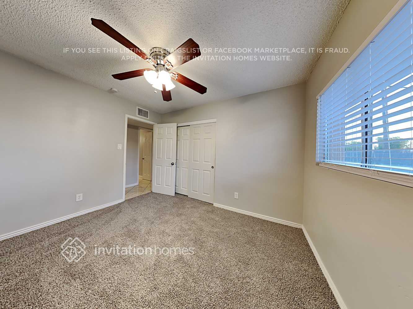 Building Photo - 6008 N 61st Dr