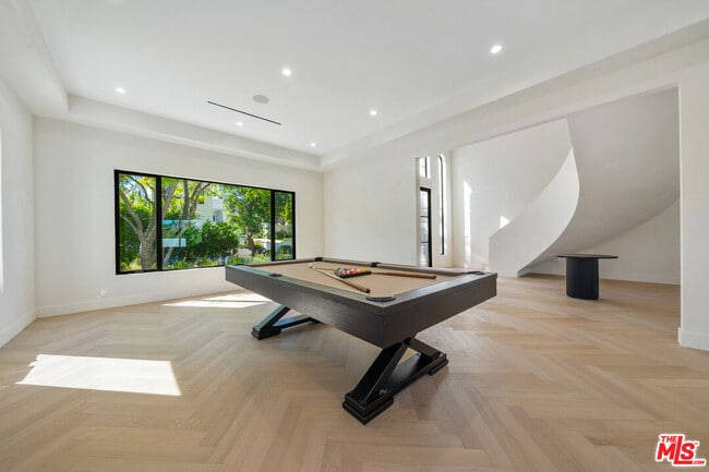 Building Photo - 12001 Crest Ct