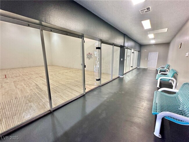 Building Photo - 2200 S Fort Apache Rd
