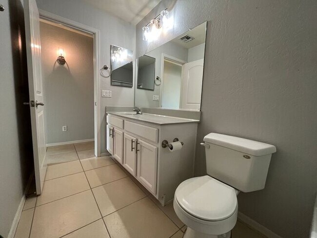 Building Photo - COMING SOON! Gorgeous 3 Bed 2 Bath in Buck...