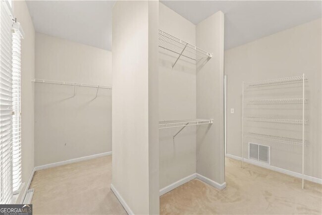 Building Photo - 4610 Planters Hill Dr