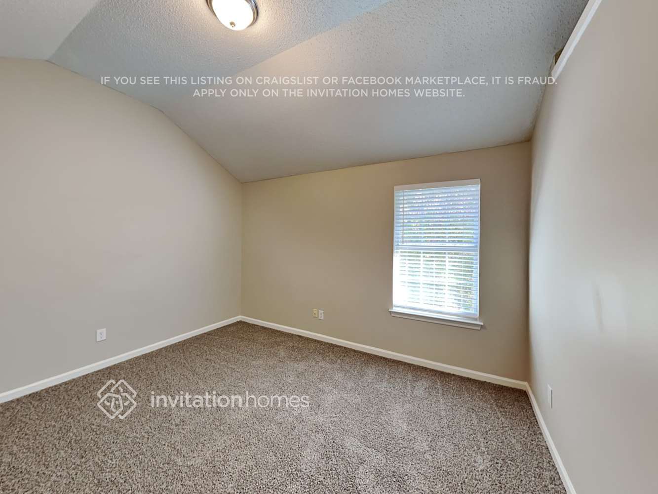 Building Photo - 258 Baywood Way